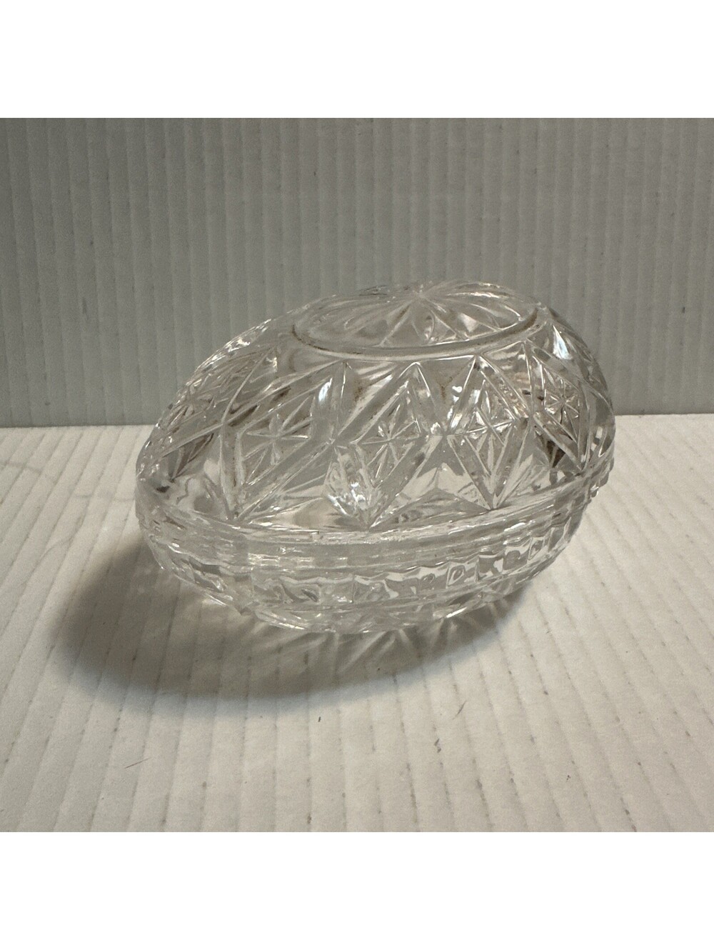 VTG Fostoria 24% Lead Crystal Egg Tiara Exclusives Trinket Box Easter Decor